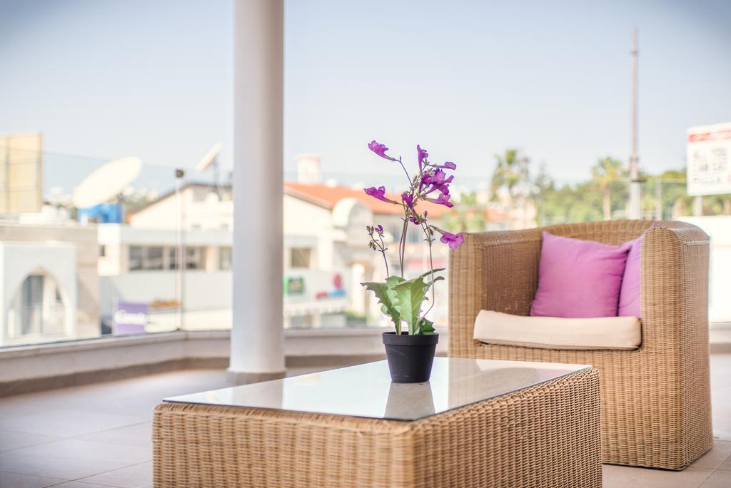 Napian Suites Ayia Napa Exterior foto